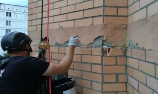 Обследование фасада здания в Белорецке в октябре